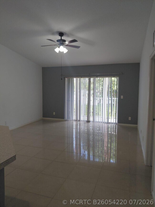Building Photo - 4524 Oak Terrace Dr