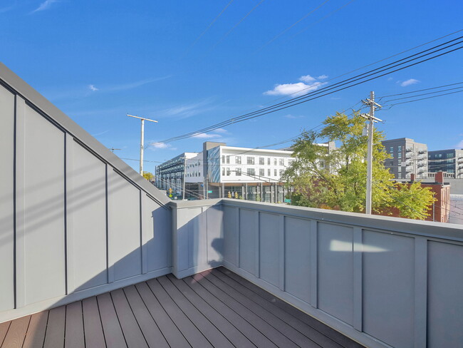 Building Photo - 1159 N 4th St