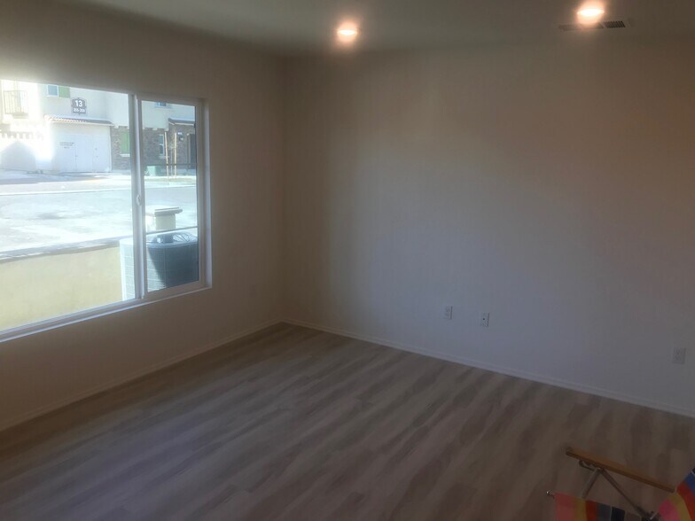 Living Room - 7155 Citrus Ave