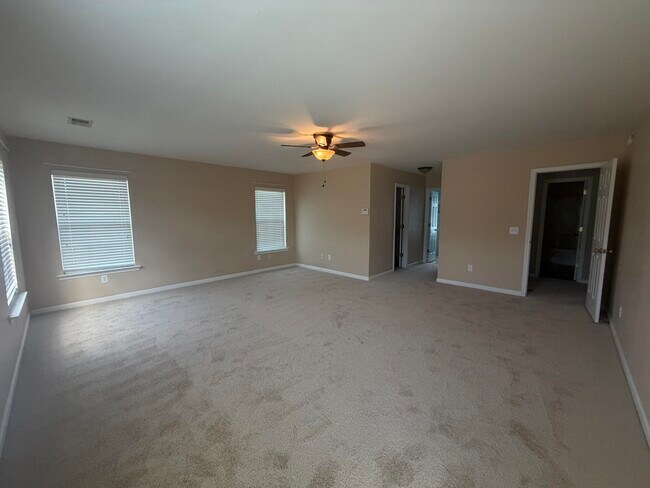 Building Photo - 575 Batty Way