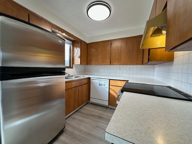 Building Photo - 1019 N Bowdish Rd