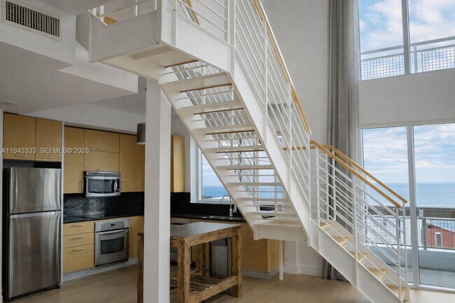 Building Photo - 60 SW 13th St