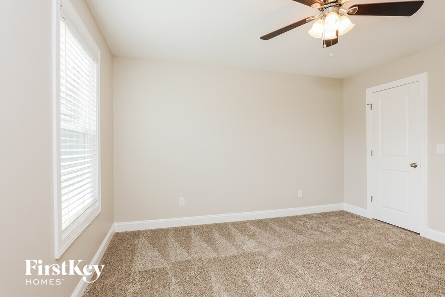 Building Photo - 80 Alpha Ct SW