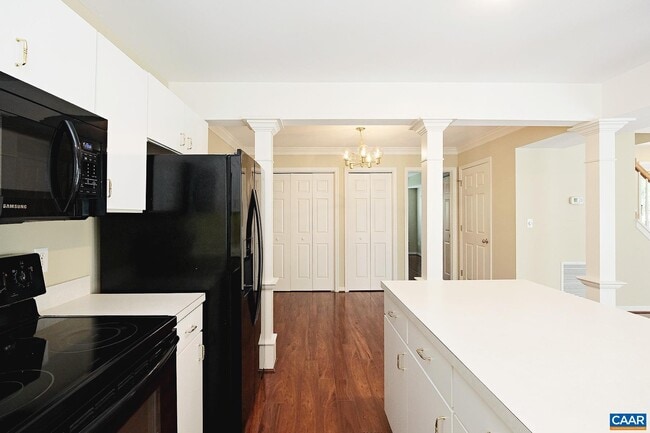Building Photo - 3400 Moubry Ln