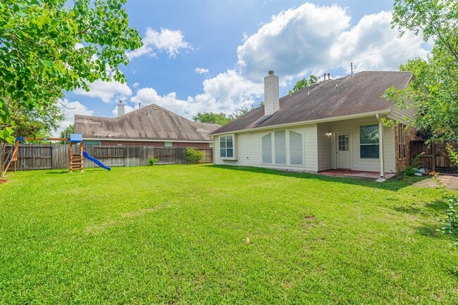 Building Photo - 20314 Nellie Gail Trail Ln