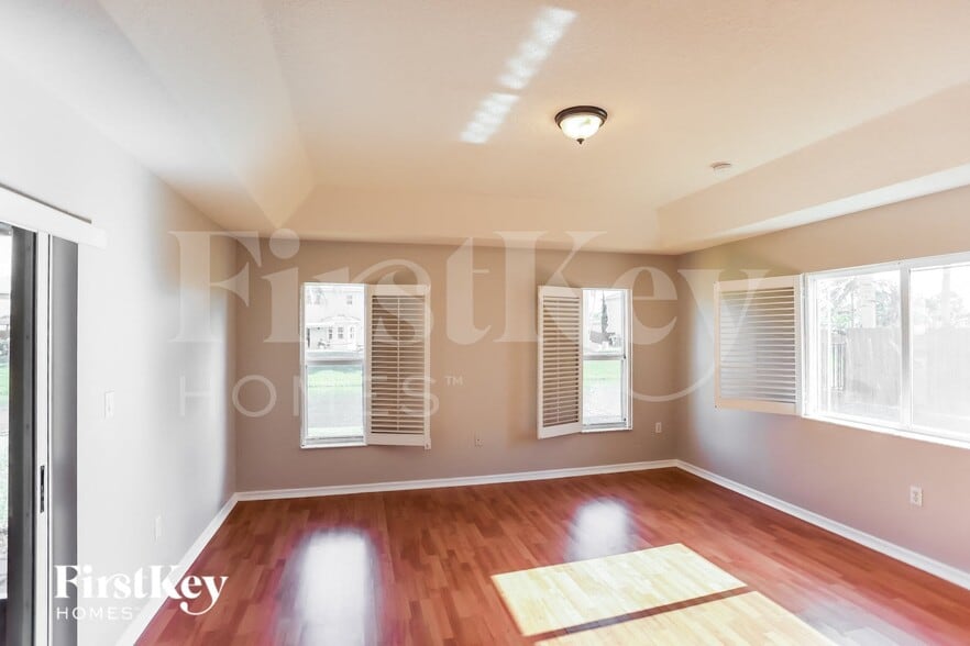 Building Photo - 8962 SW 209th Terrace