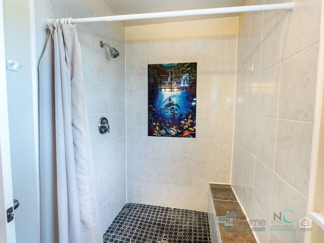 Building Photo - 416 N Downing St