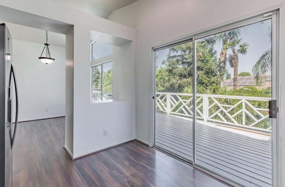 Building Photo - 2683 Mitchell Ave