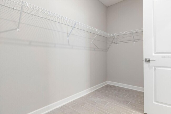 Building Photo - 5096 SW 154 Loop