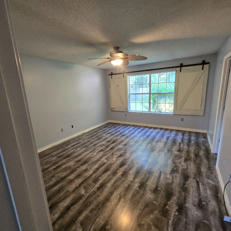 Building Photo - 4265 Antioch Rd