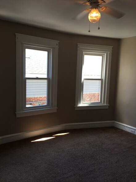 Building Photo - 359 W Chester Pike