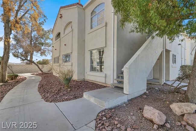 Primary Photo - 4404 W Lake Mead Blvd