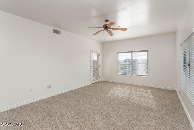 Building Photo - 5450 E Deer Valley Dr