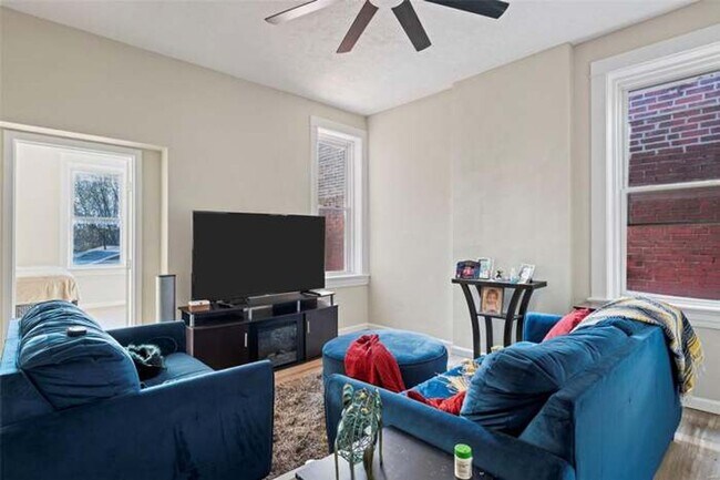 Building Photo - 6109 Virginia Ave