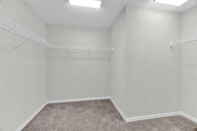 Building Photo - 6321 Tillandsia Pl