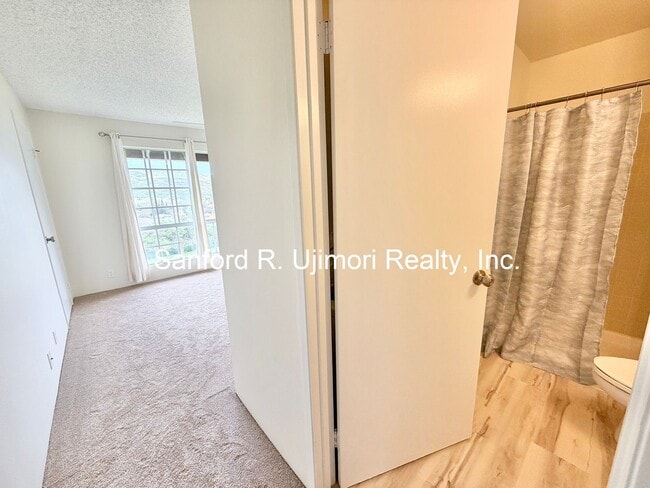 Building Photo - ham92115