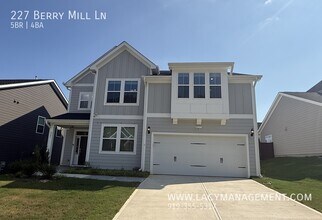 Building Photo - 227 Berry Ml Ln