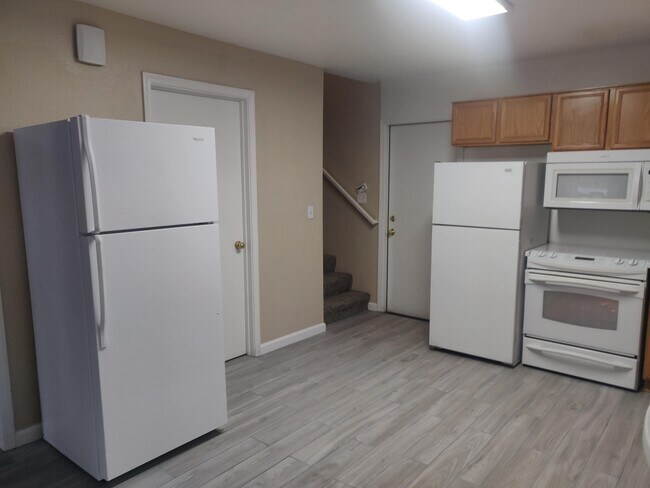 Building Photo - 1018 Ralston Street