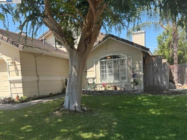 Primary Photo - 5325 Avante Ln