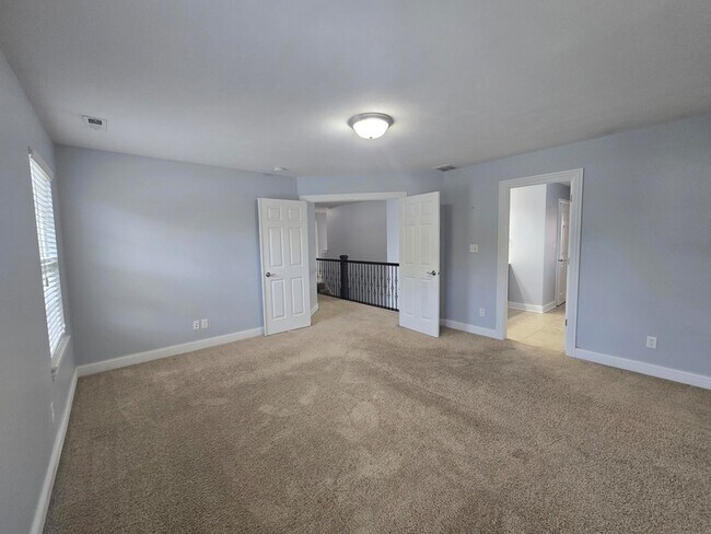 Building Photo - 10091 Pearwood Dr