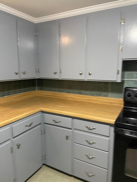 Building Photo - 183 North St