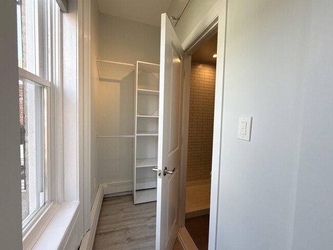 Building Photo - 332 Communipaw Ave