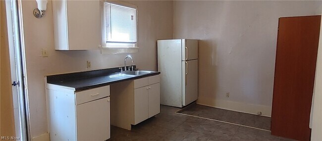 Building Photo - 956 Grant Ave