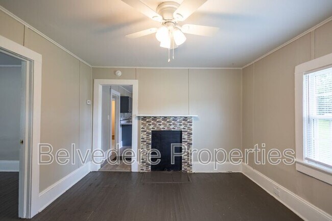 Building Photo - 507 Law St