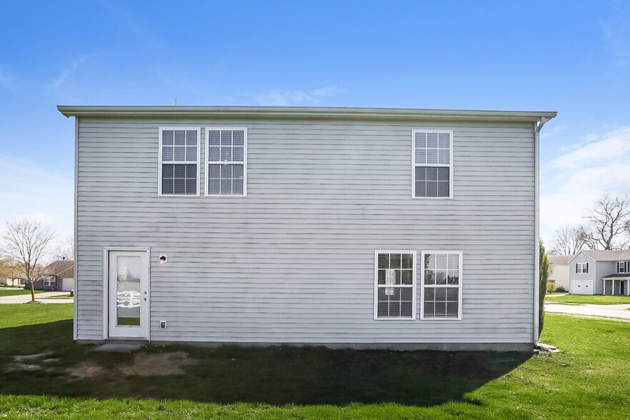 Building Photo - 1904 Breakwater Dr