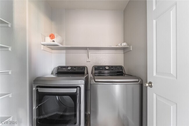 Building Photo - 9014 Salvatore St