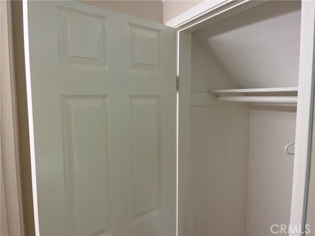 Building Photo - 40 Timber Run