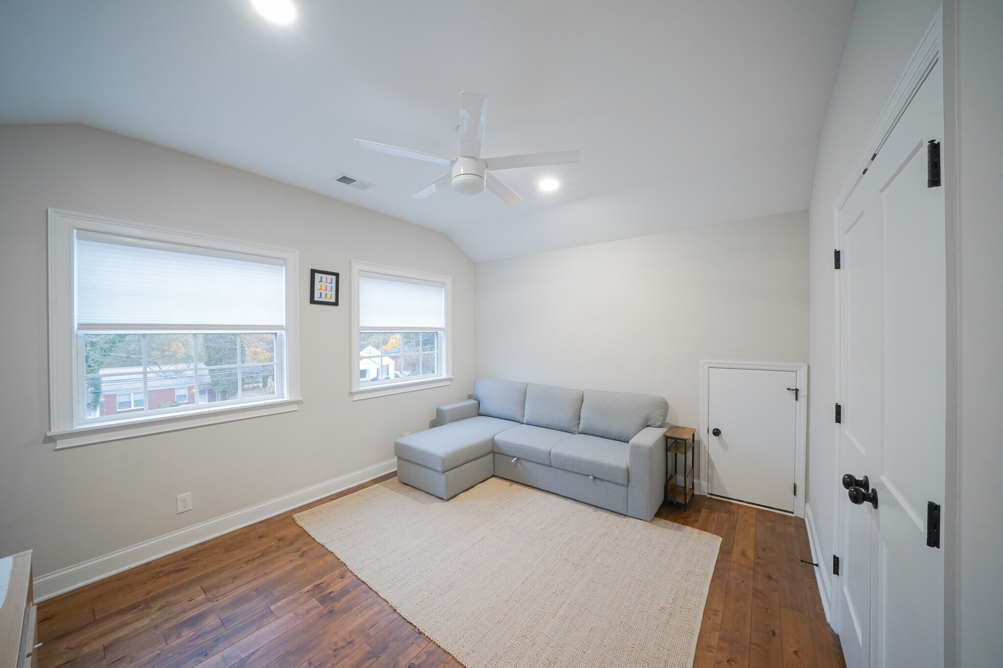 Building Photo - 1227 McAlpine Ave