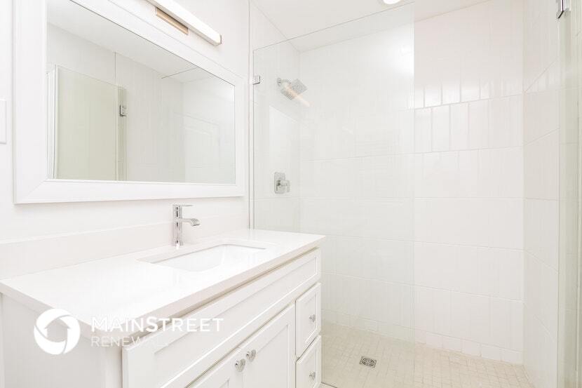 Building Photo - 405 Dahlia Dr