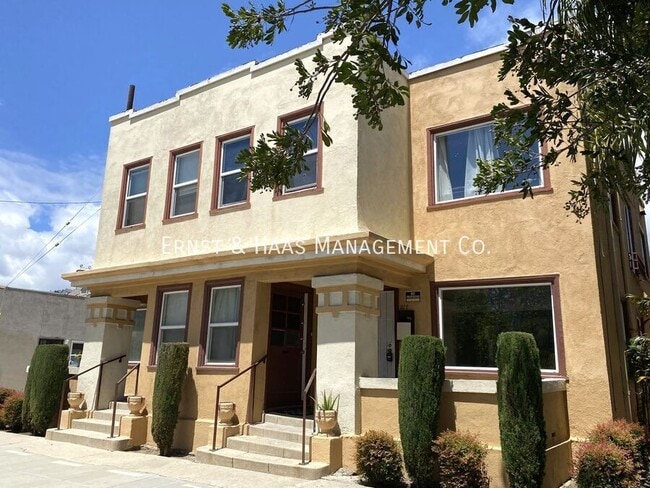 Primary Photo - 621 W 3rd St