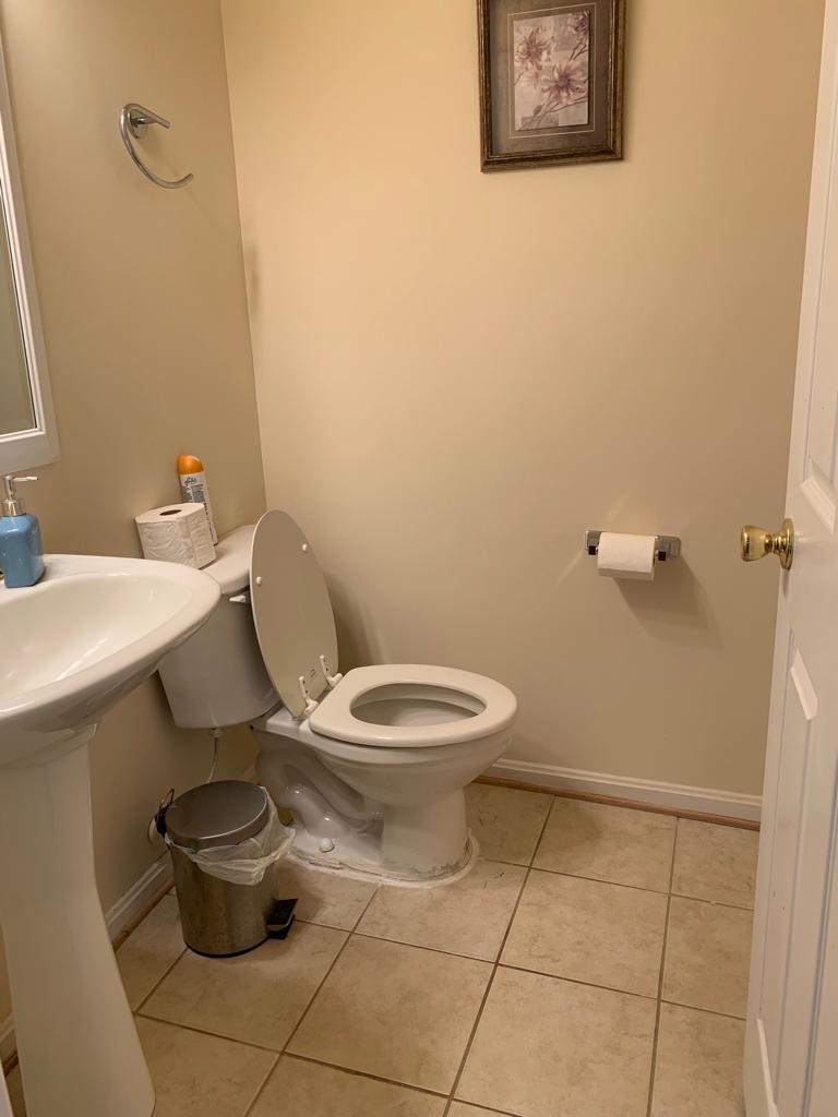 Half Bath - 43309 Ardmore St