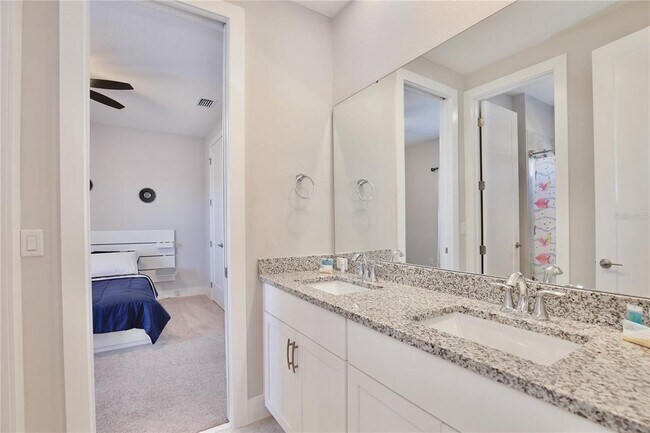 Building Photo - 1101 Arisha Dr