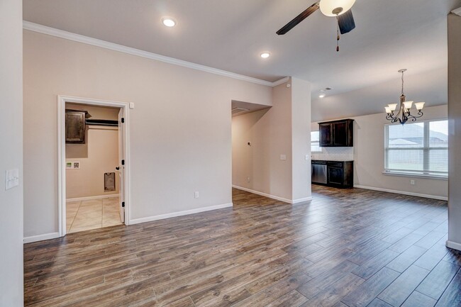 Building Photo - 3412 N W 161st St