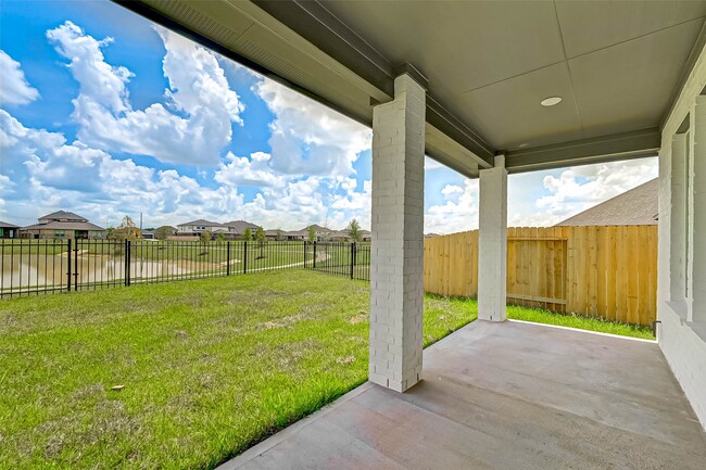 Building Photo - 28451 Hazel Trl