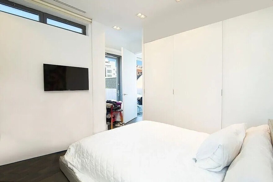 Building Photo - 31 Prince St