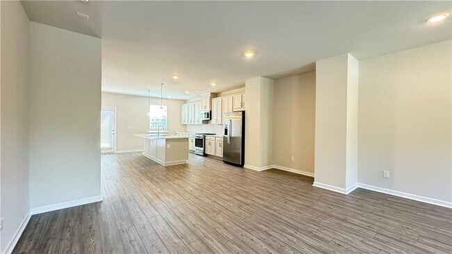 Building Photo - 53 Peeples Dr