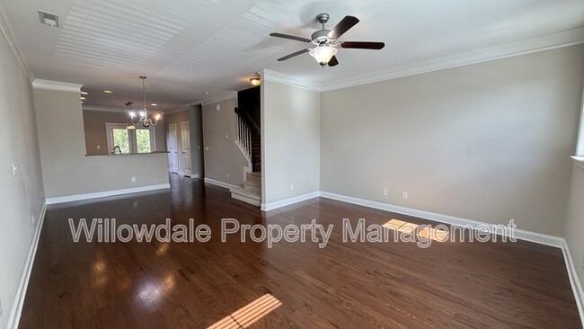 Building Photo - 525 Portstewart Dr