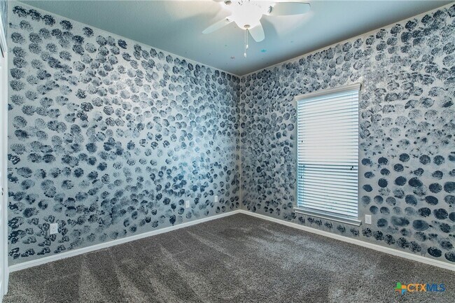 Building Photo - 1603 Neuberry Cliffe