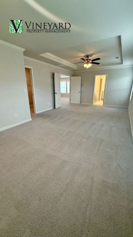 Building Photo - 5295 Blue Mountain Ln