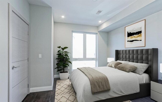 Building Photo - 1630 Cambridge St