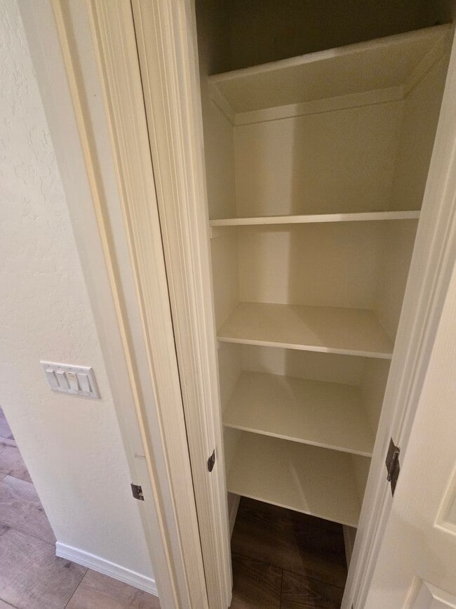 Building Photo - Beautiful, Newly-Built, Townhouse w/A/C & ...
