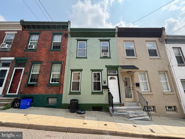 Building Photo - 107 Kingsley St