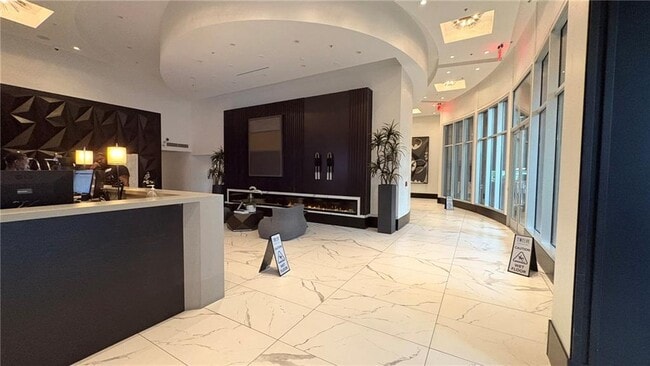 Building Photo - 400 W Peachtree St NW