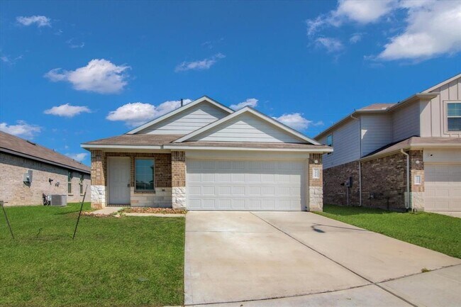 Primary Photo - 2439 Moraine Vly Dr