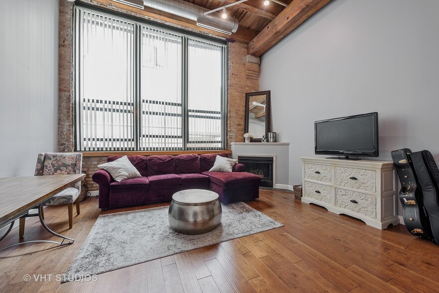 Building Photo - 1727 S Indiana Ave