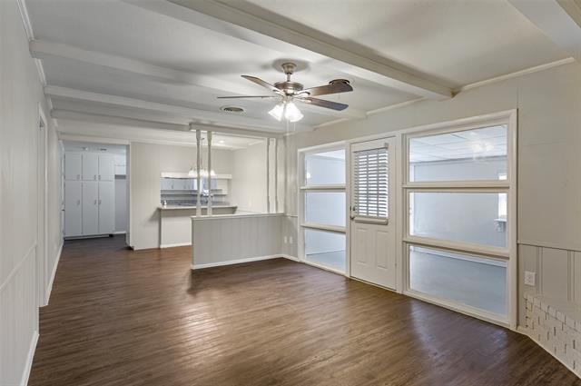 Building Photo - 2321 Carten St